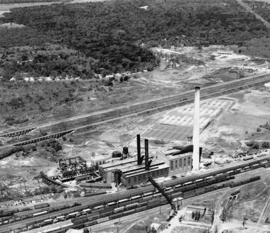 The emergence of the first power plant in Dallas