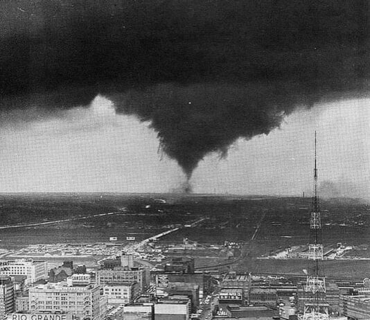 The Aftermath of Tornadoes in Dallas: Natural Disasters in the City’s History
