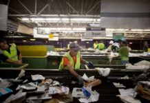 Де у Далласі сортують та переробляють сміття